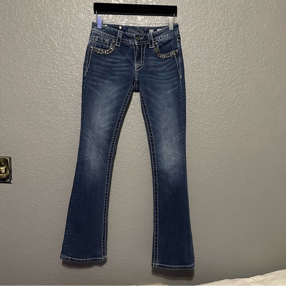 Miss Me bedazzled booty boot cut Jean - Picture 3 of 8